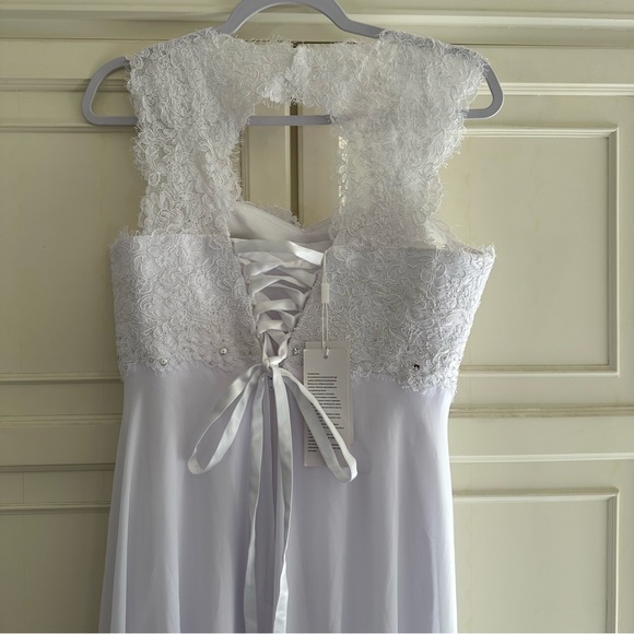 Abao White Wedding Gown - Picture 10 of 16